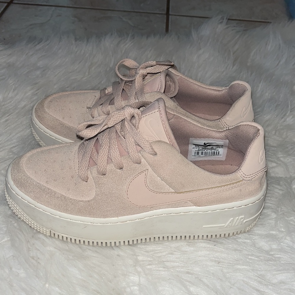 Air force 1 platforms